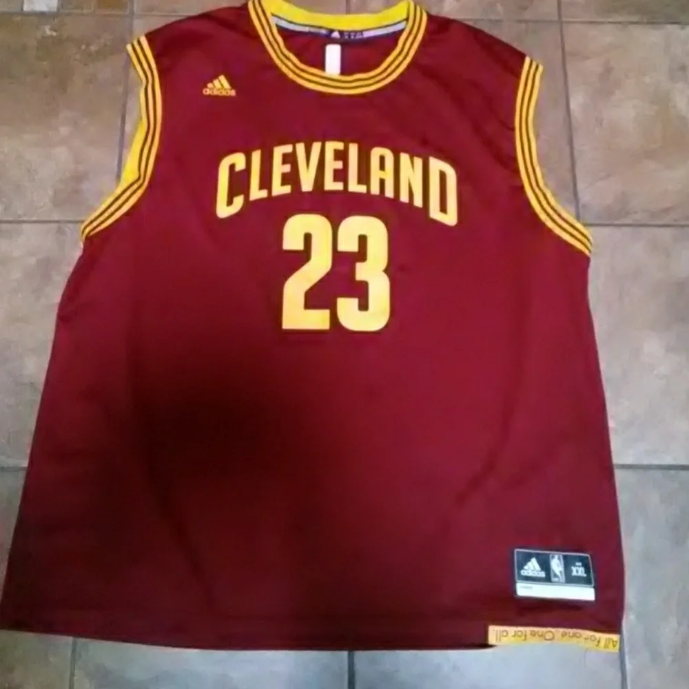 LeBron James Cleveland Cavaliers NBA Jersey